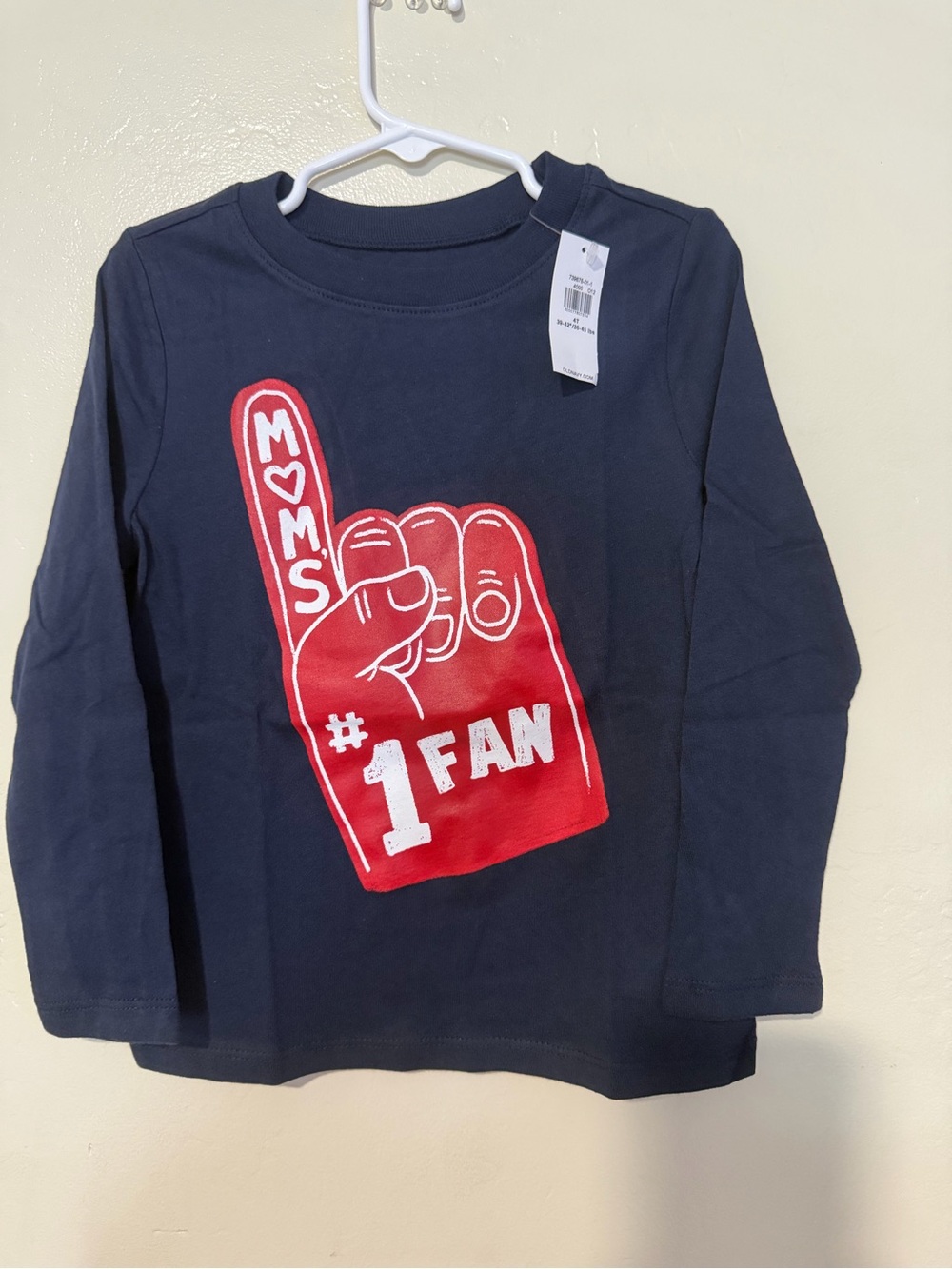 4 shirts NEW Kids Old Navy Long-Sleeve Top with Graphic design. 4 New Shirts
